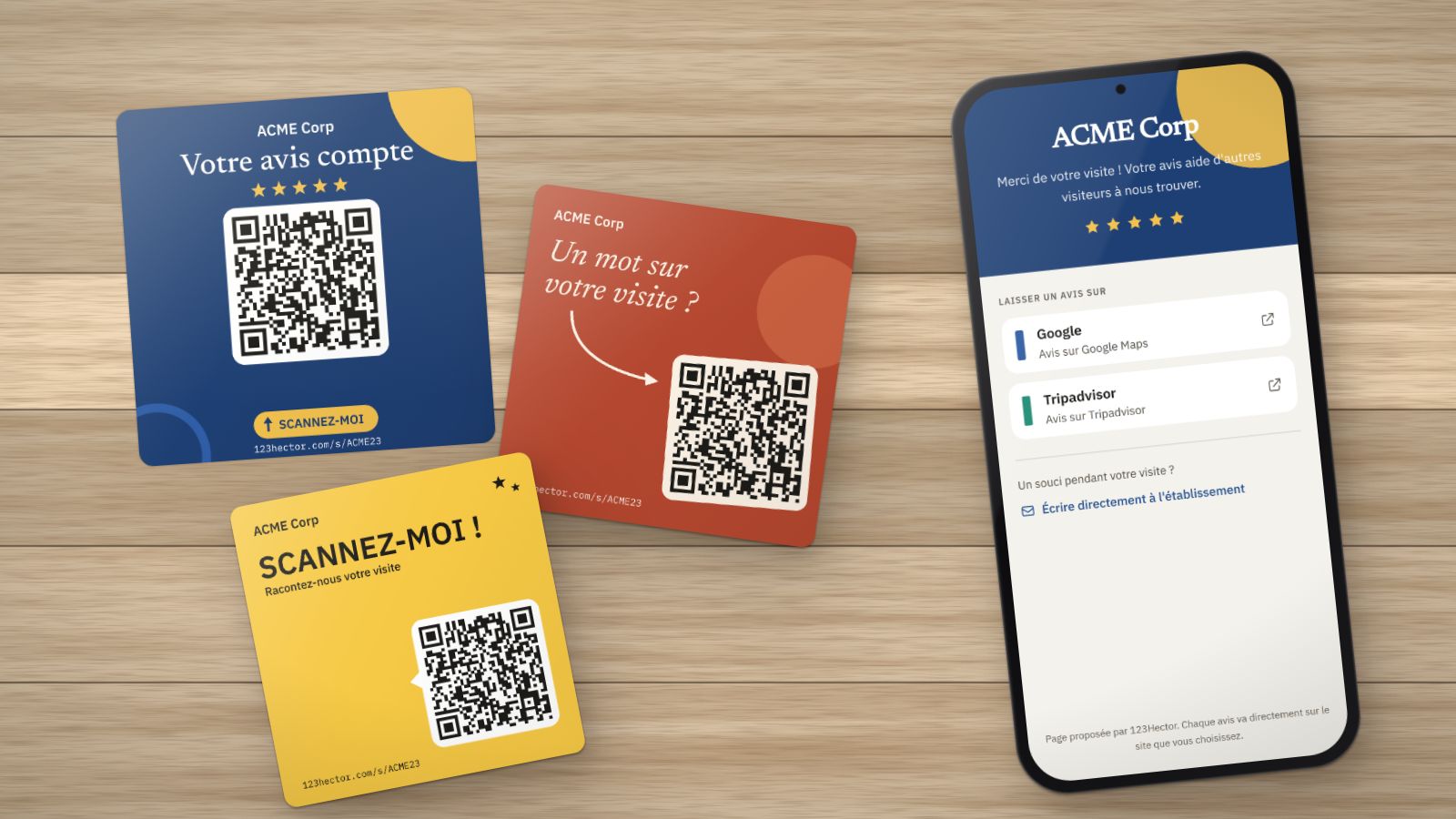 Trois stickers QR code d’avis sur une table en bois, à côté d’un téléphone qui affiche la page où laisser un avis sur Google ou Tripadvisor.