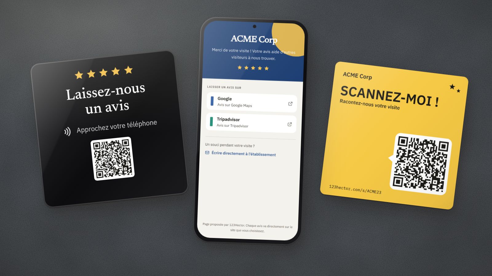 Une plaque NFC noire « Laissez-nous un avis », un téléphone qui affiche la page d’avis d’ACME Corp et un sticker QR code jaune, sur une surface grise.